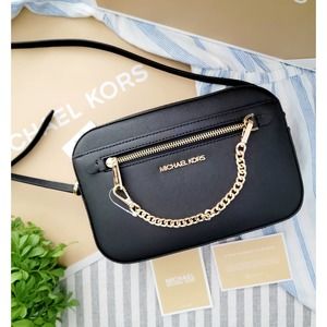 Michael Kors Black Jet Set Crossbody